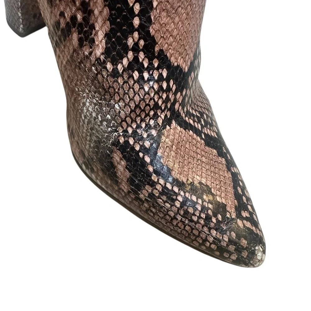 Giani Bernini Gianni Kellbie Snakeskin print leather block heel tall boots